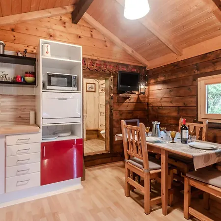 4 Pers. A 5 Min Du Telepherique D'avoriaz Avec Parking Et Navette Gratuite - Fr-1-754-62 Apartment